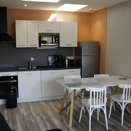 דירה 4/6 Pers Acces Direct : Batz